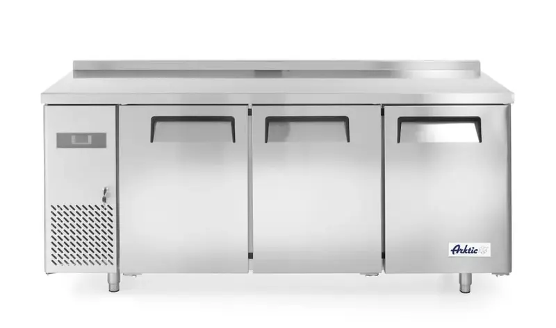 Kitchen Line Tiefkühltisch- dreitürig 390 Liter