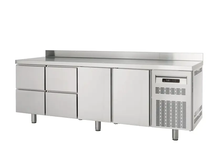 Kühltisch Profi 600 2/4 Superior mit Aufkantung