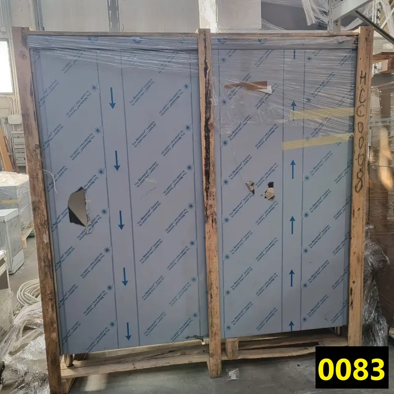Mastro Hochschrank mit Schiebetüren und 3 Borde, 2000x600 mm - BESCHÄDIGT